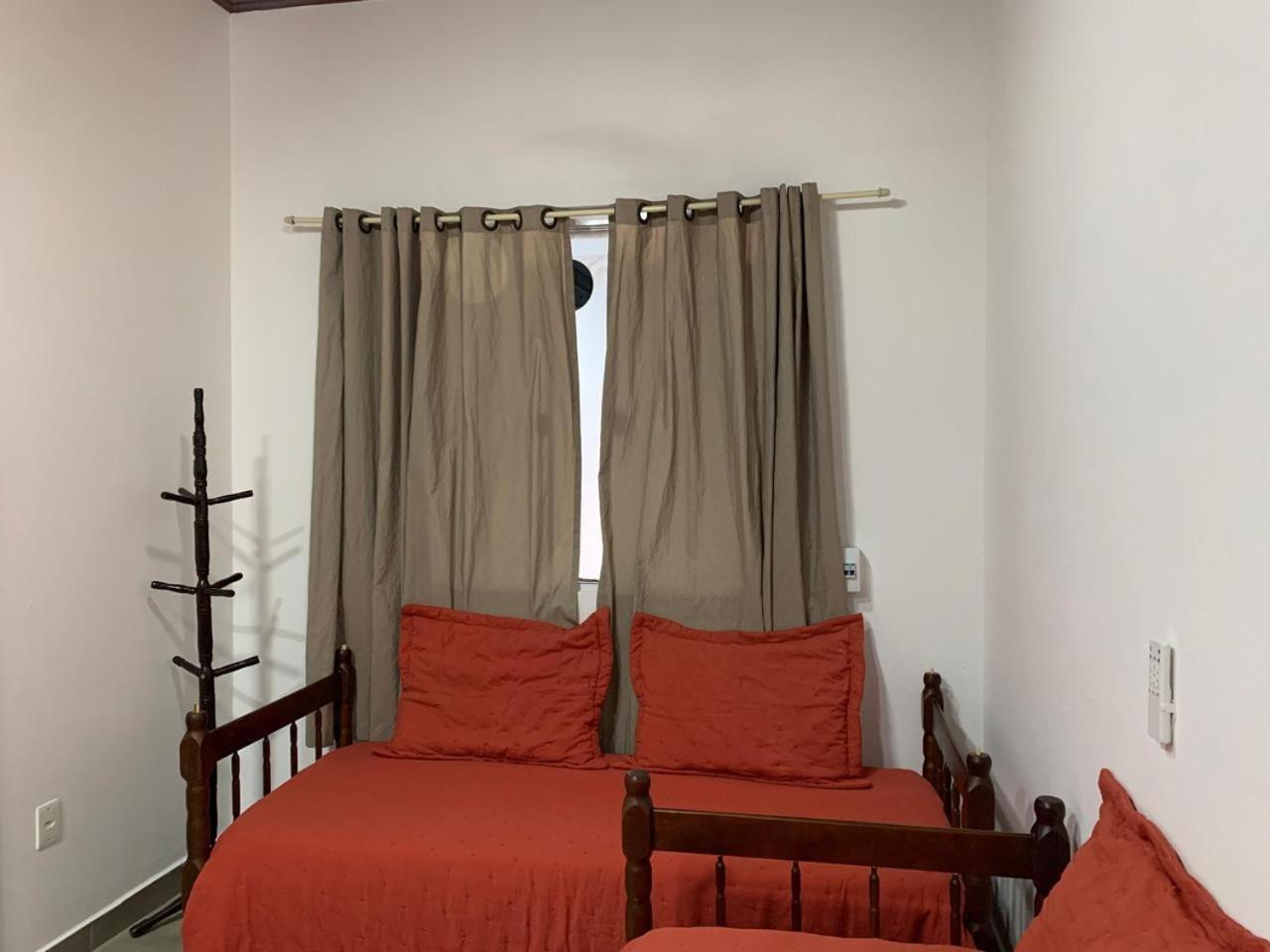Casa Rebello - *